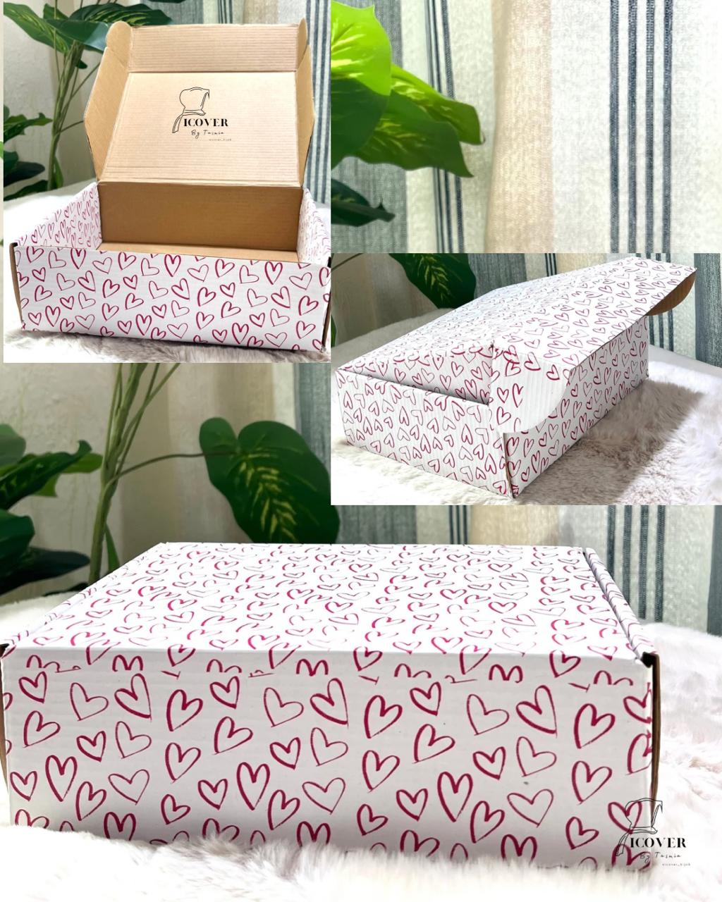 White heart Hijab box